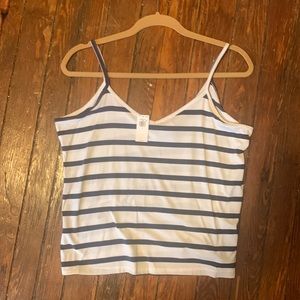 🌸 3/$15 NWT: Old Navy Stripped Tank Top